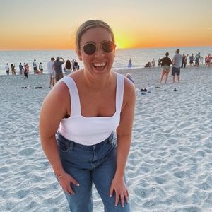 Meet your Posher, Charlotte